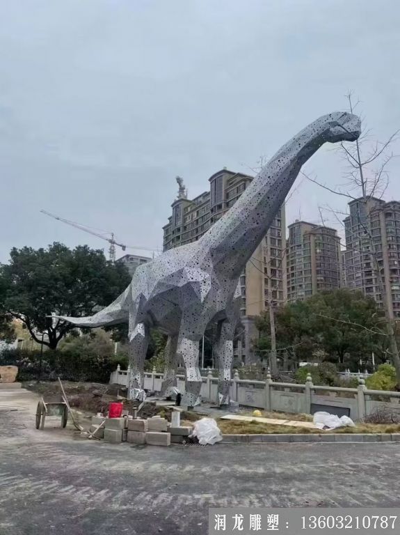不锈钢镂空恐龙雕塑，灯光恐龙雕塑